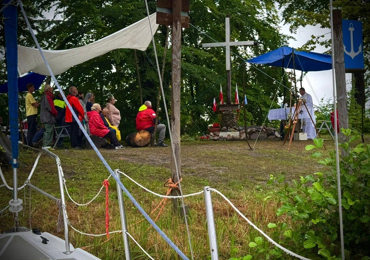 Przy Krzyżu Papieskim