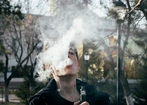 USA: Nastolatki coraz częściej wapują syntetyczne kannabinoidy