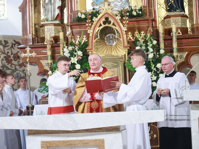 Konsekracja ołtarza w Przecławiu