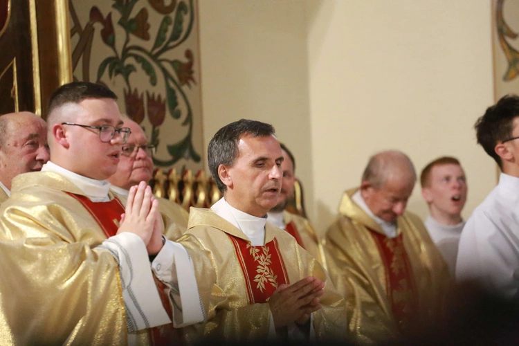 Konsekracja ołtarza w Przecławiu
