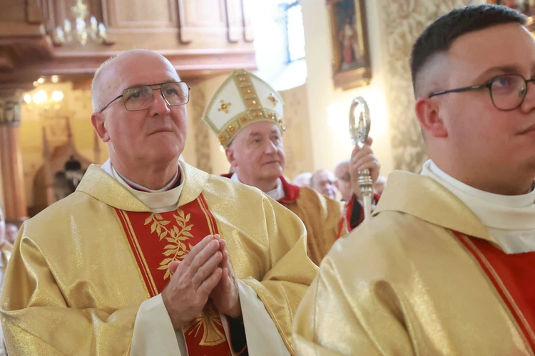 Konsekracja ołtarza w Przecławiu