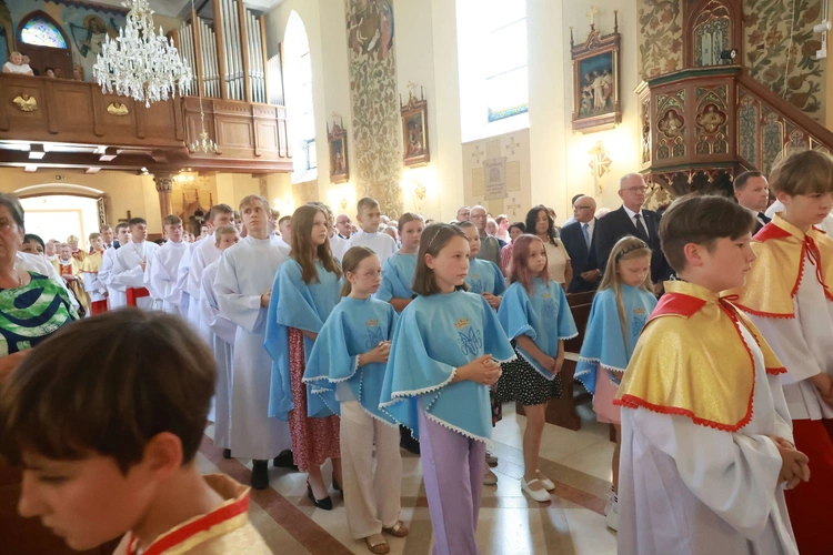 Konsekracja ołtarza w Przecławiu