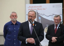Zmarłych pogrzebać