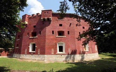 Fort odmalowany