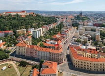 Drużyna Augustyna. Brno, Mozart i traktat o ziarnku grochu
