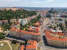 Drużyna Augustyna. Brno, Mozart i traktat o ziarnku grochu