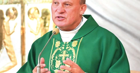 Ks. Dura posługuje w Togo od 1996 roku.