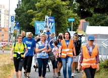 Pielgrzymka rozpoczyna się 31 lipca Mszą św.  o godz. 18.30 w kościele pw. Najświętszego Zbawiciela w Zielonej Górze. Nazajutrz – po noclegu w SP nr 6 – pątnicy o godz. 8 ruszają na szlak. Szczegółowe informacje i zapisy na www.warsztatywdrodze.pl.