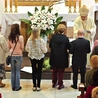 Podczas liturgii 6 osób przyrzekło modlić się w intencji papieża Leona XIV w wybranym dniu tygodnia do końca jego życia.