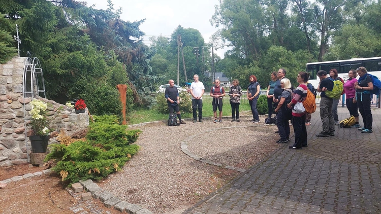 Pielgrzymka wspólnoty Emmanuel, cz. 1