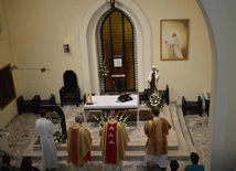 Msza św. w katowickim Karmelu