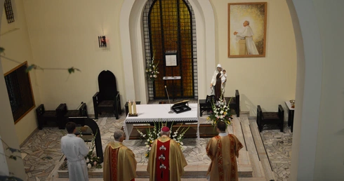 Msza św. w katowickim Karmelu