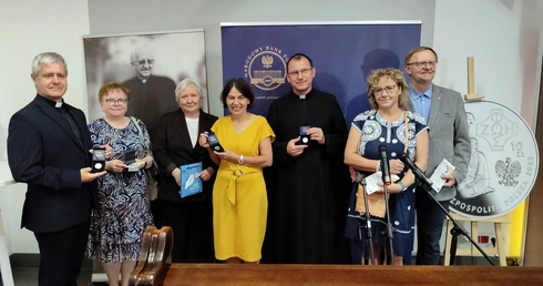 Wyszła pamiątkowa moneta NBP, poświęcona ks. Blachnickiemu