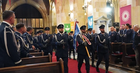 Święto Policji 2025. Msza św. w katedrze wrocławskiej