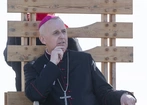 Więzi z młodzieżą z wysokości ambony czy lekcji religii?