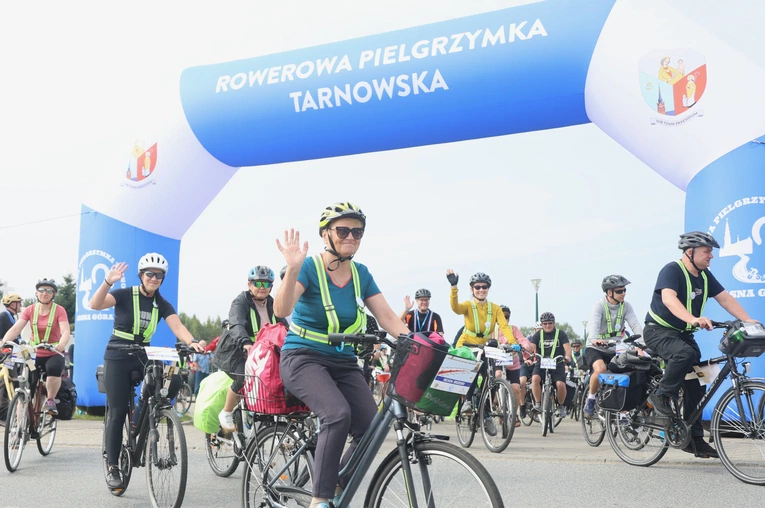 Rowerowa Pielgrzymka Tarnowska w drodze