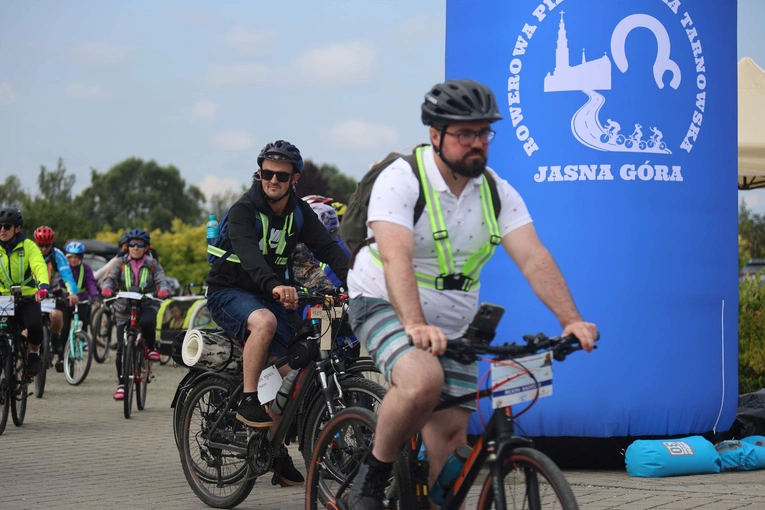 Rowerowa Pielgrzymka Tarnowska w drodze