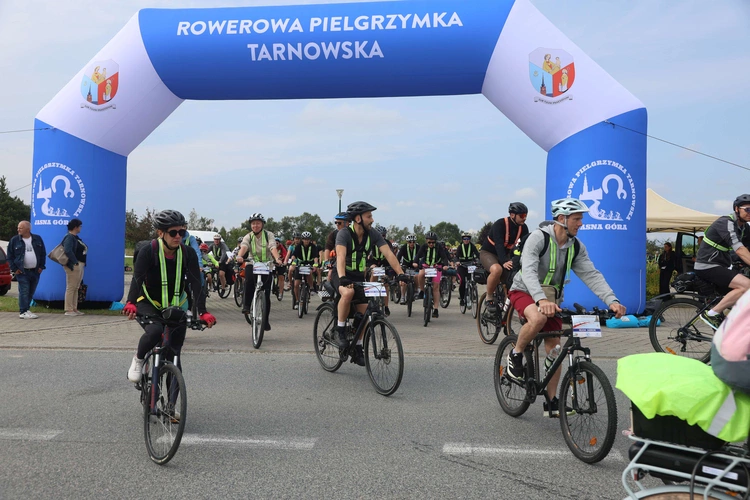Rowerowa Pielgrzymka Tarnowska w drodze