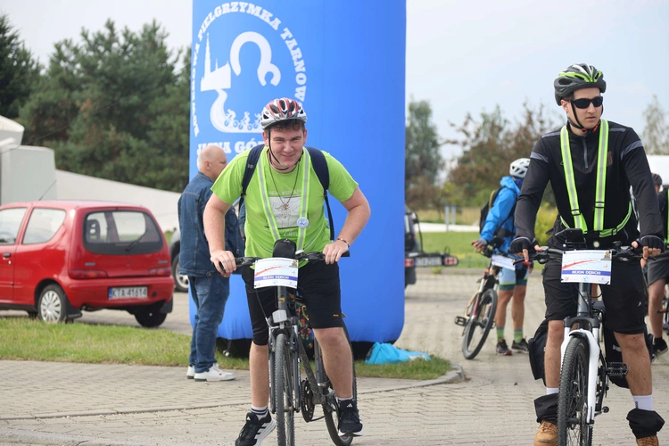 Rowerowa Pielgrzymka Tarnowska w drodze