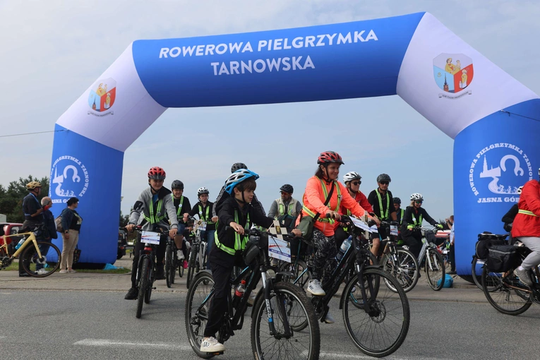 Rowerowa Pielgrzymka Tarnowska w drodze