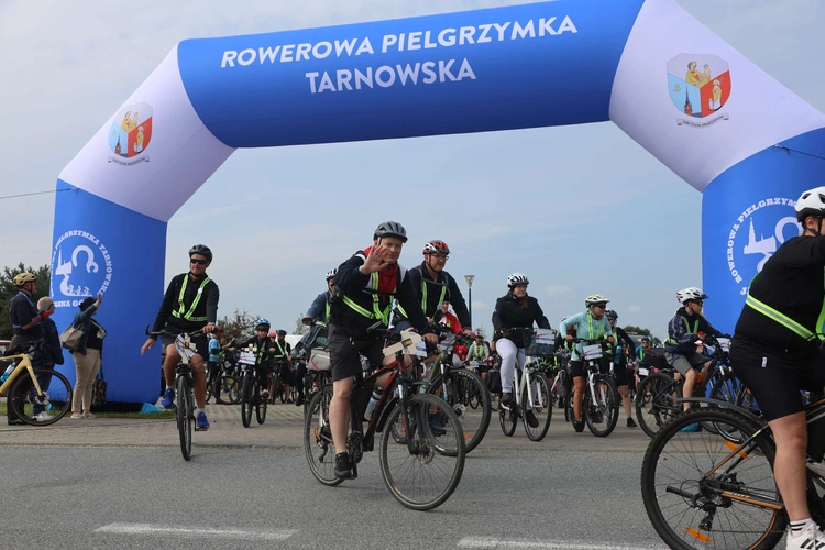Rowerowa Pielgrzymka Tarnowska w drodze