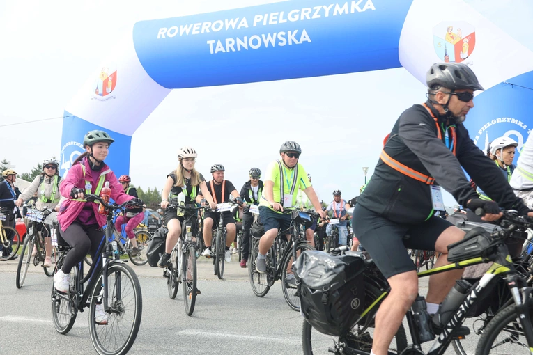 Rowerowa Pielgrzymka Tarnowska w drodze