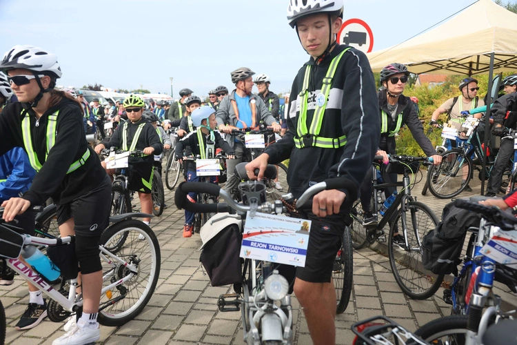 Rowerowa Pielgrzymka Tarnowska w drodze