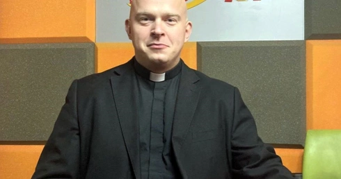 Ks. dr Piotr Herok otrzymał stypendium dla wybitnych młodych naukowców