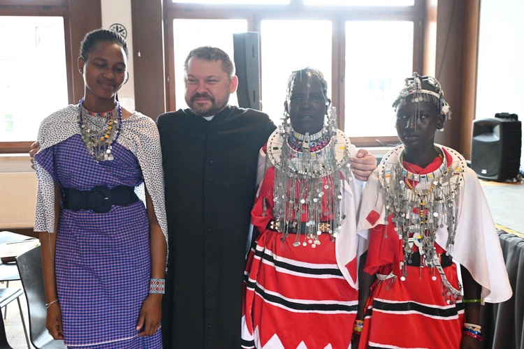 Połączone siły góralsko-tanzańskie 