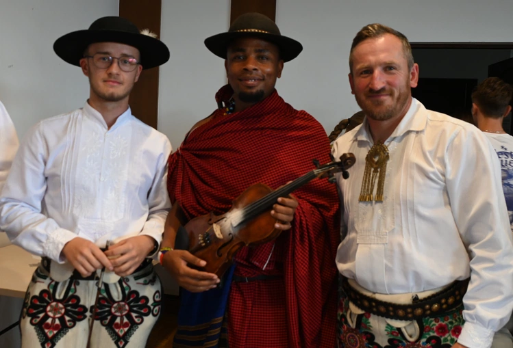 Połączone siły góralsko-tanzańskie 