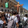 Abp Fisichella: Rzym gotowy na przyjęcie młodych