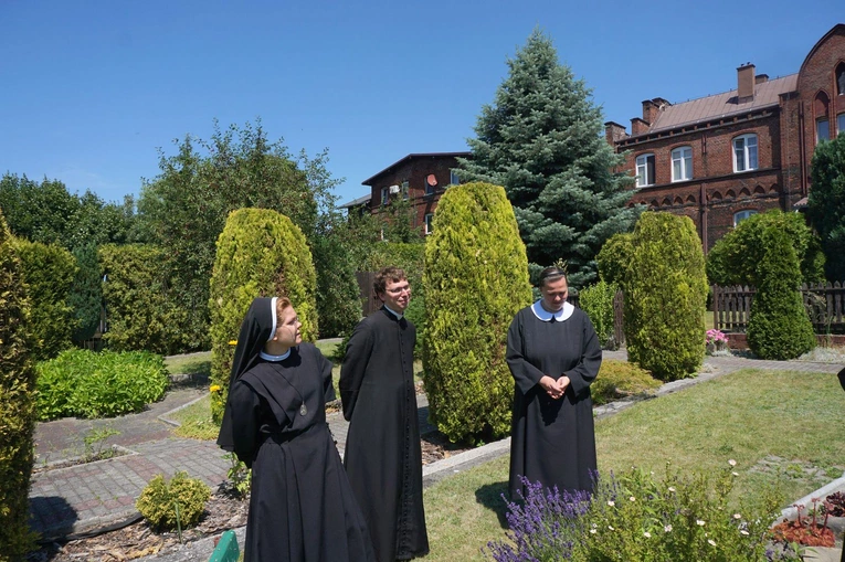 Elżbietanki w miechowickim klasztorze