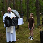 Harcerska Msza św. w lesie