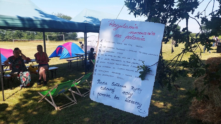 Nocowanie na polanie, cz. 1