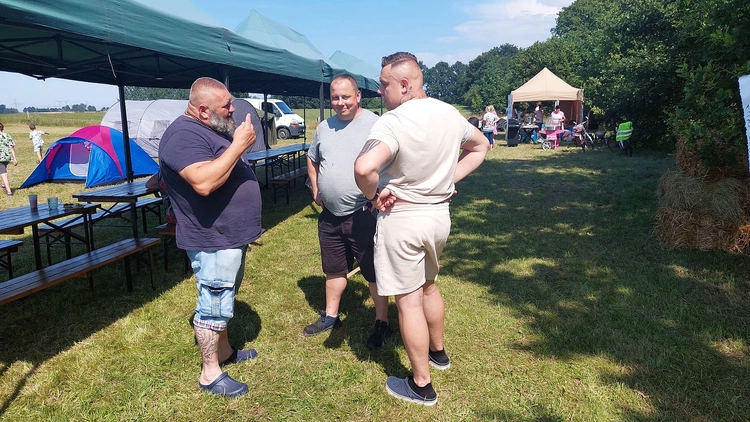 Nocowanie na polanie, cz. 2