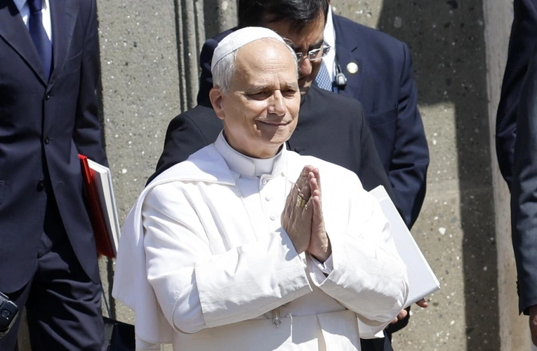 Papież na Anioł Pański o otwarciu się na Boga (pełny tekst)