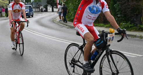 65 pątników i 1027 km, czyli XVII Góralska Pielgrzymka Rowerowa z Giewontu na Hel