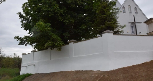 Ratują kościół w Chybicach