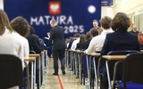 Tylko niecałe 5 proc. maturzystów osiągnęło bardzo dobry wynik z języka polskiego. To bardzo niepokojący sygnał.