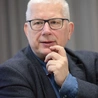 Prof. dr hab. Ryszard Kaczmarek  historyk, pracownik Instytutu Historii Uniwersytetu Śląskiego w Katowicach oraz Instytutu Badań Regionalnych Biblioteki Śląskiej w Katowicach. Bada historię Polski XX wieku, historię Niemiec w XIX–XX wieku oraz historię Śląska. Autor wielu publikacji, m.in. wydanej w 2010 roku książki „Polacy w Wehrmachcie”.