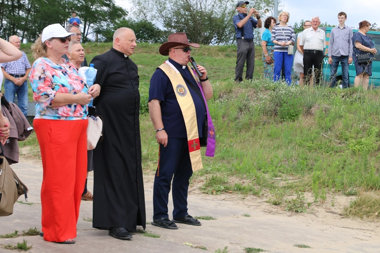 Czerwińsk n. Wisłą. Różaniec na Wiśle