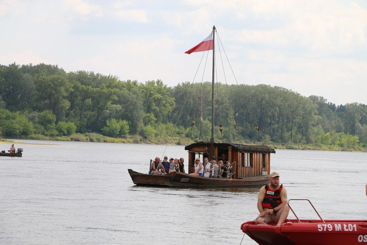 Czerwińsk n. Wisłą. Różaniec na Wiśle