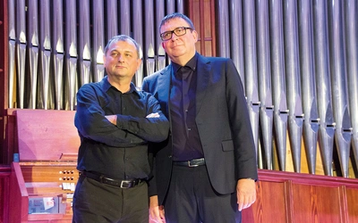 Jarosław Bester  i Jan Bokszczanin  podczas koncertu w TDK. 