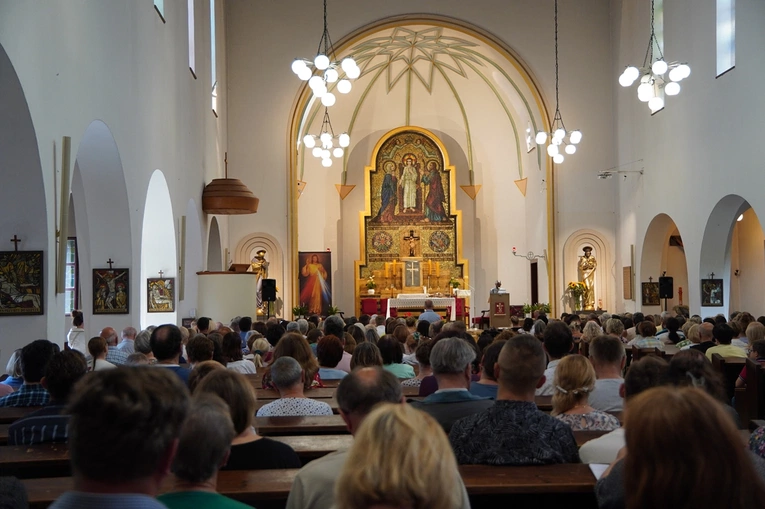 O. John Bashobora w parafii pw. Świętej Rodziny we Wrocławiu