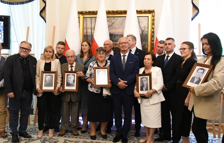 Wręczenie not identyfikacyjnych 2025