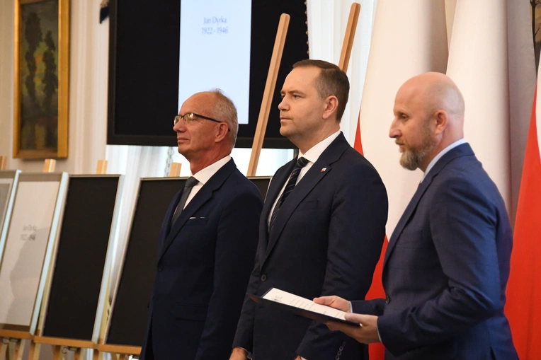 Wręczenie not identyfikacyjnych 2025