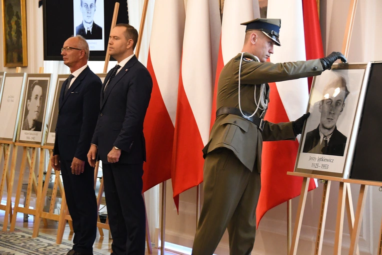 Wręczenie not identyfikacyjnych 2025