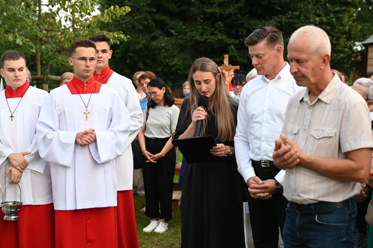 Grób dziecka utraconego w Oleśnie