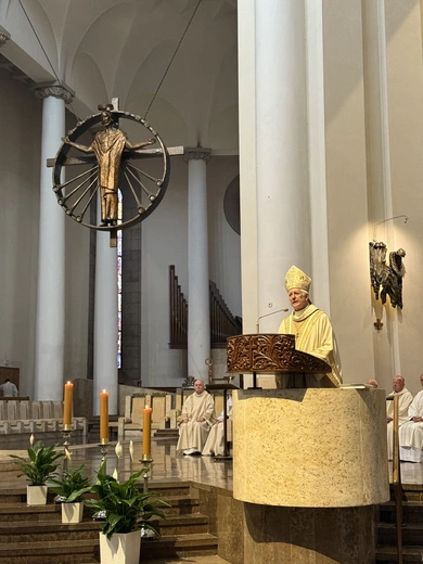 Jubileusz babć, dziadków i osób starszych w katedrze