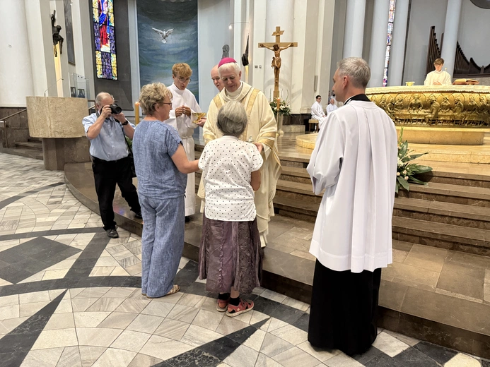 Jubileusz babć, dziadków i osób starszych w katedrze